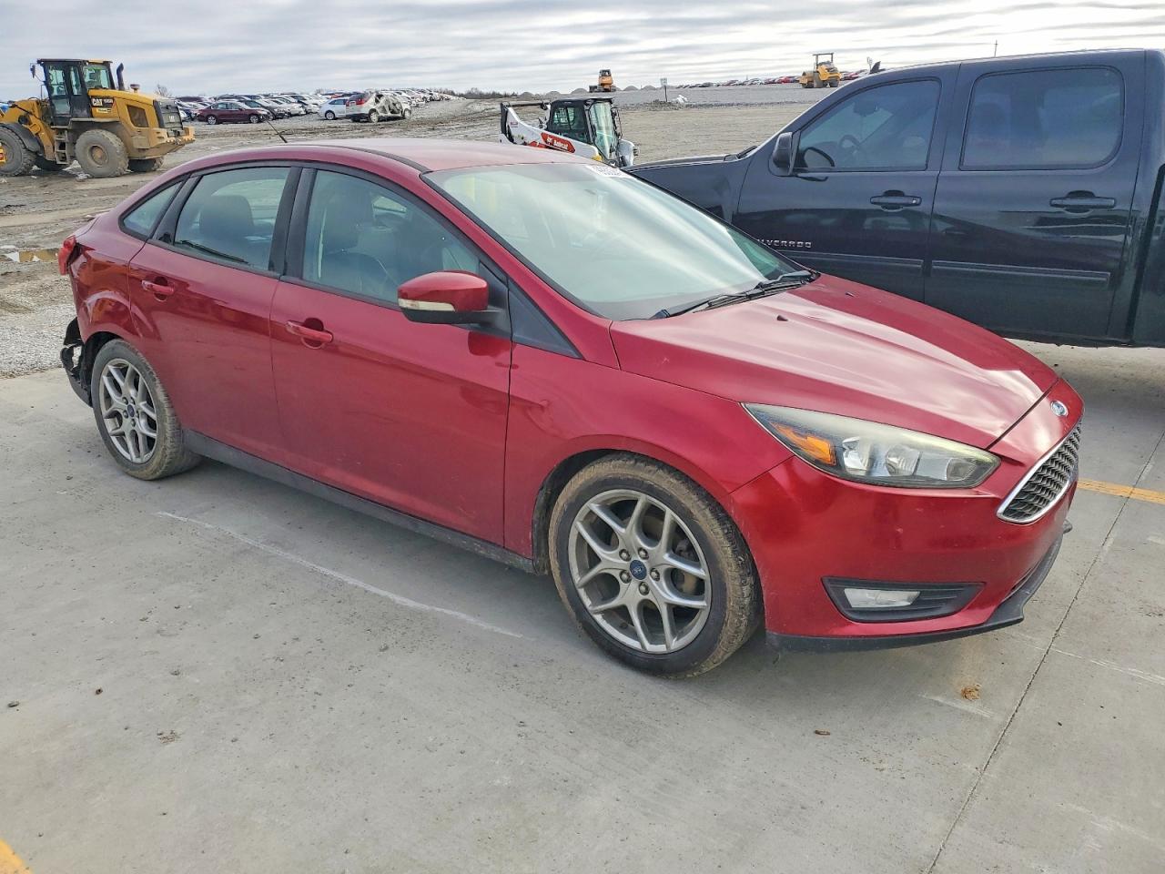2015 FORD FOCUS SE photo 4