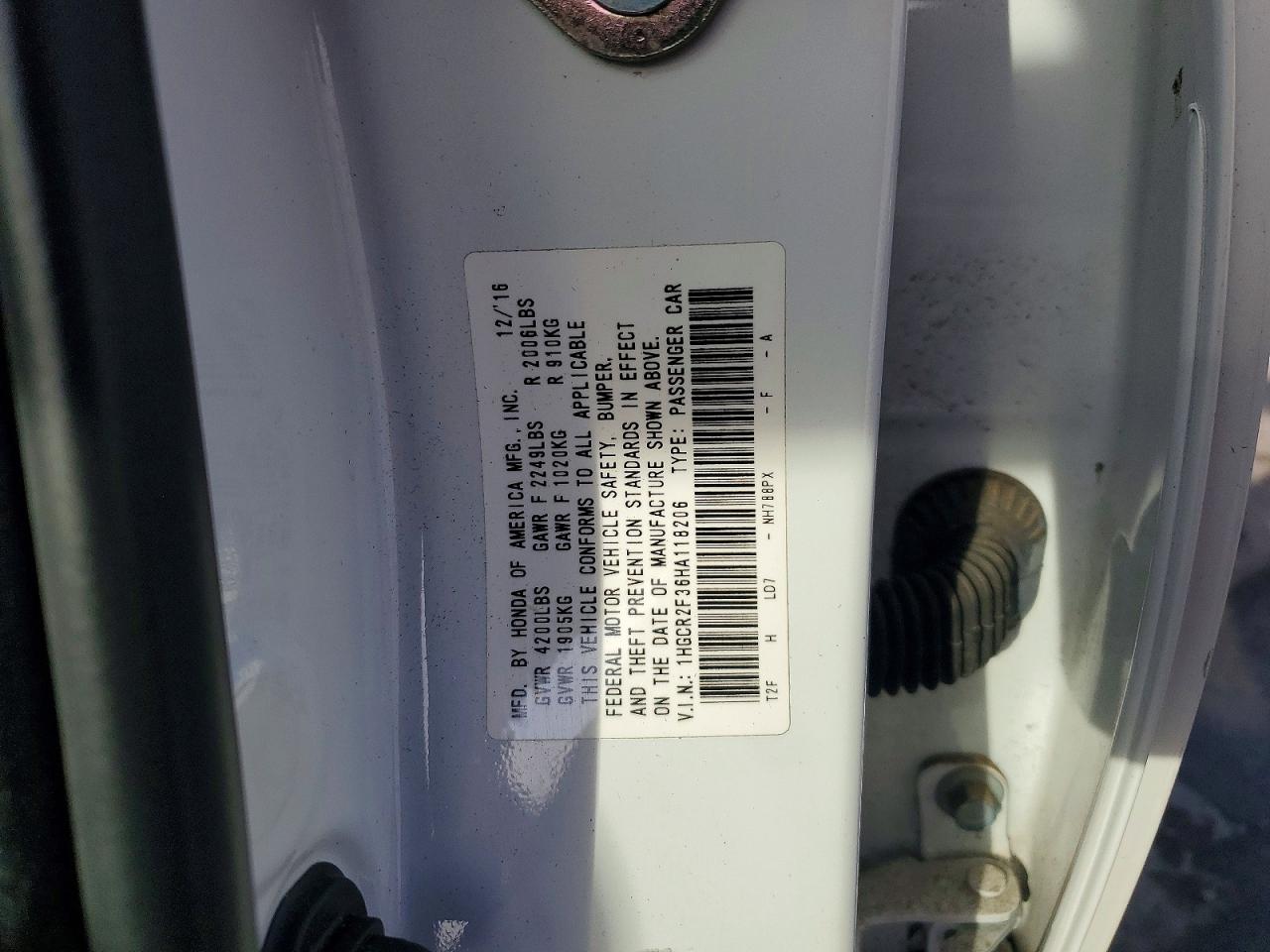 2017 HONDA ACCORD LX photo 12
