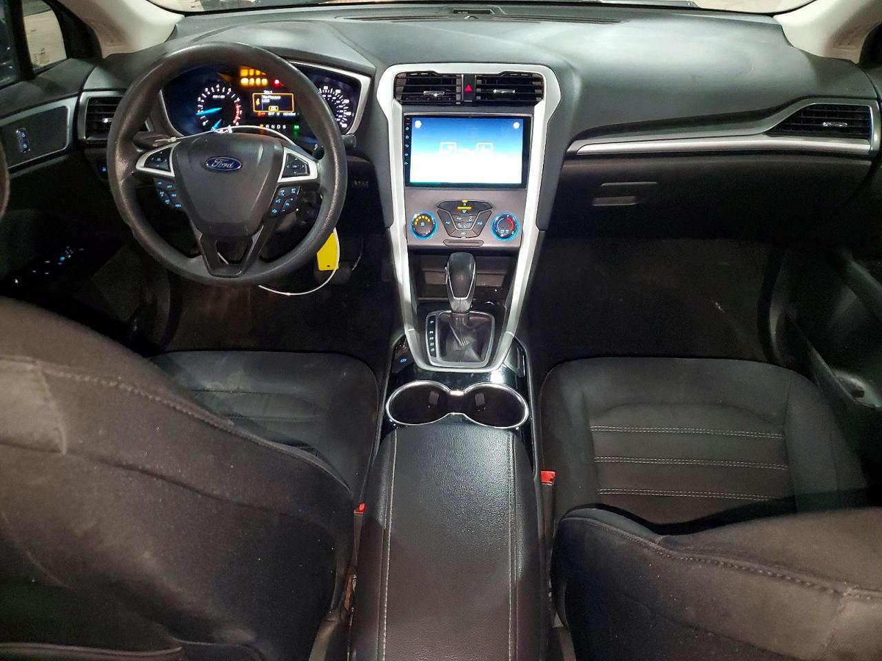 2014 FORD FUSION SE photo 22
