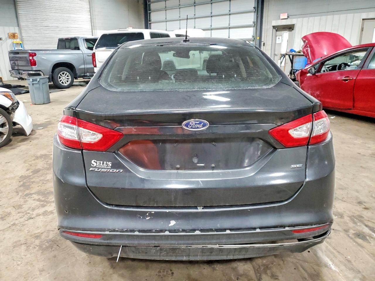 2014 FORD FUSION SE photo 16