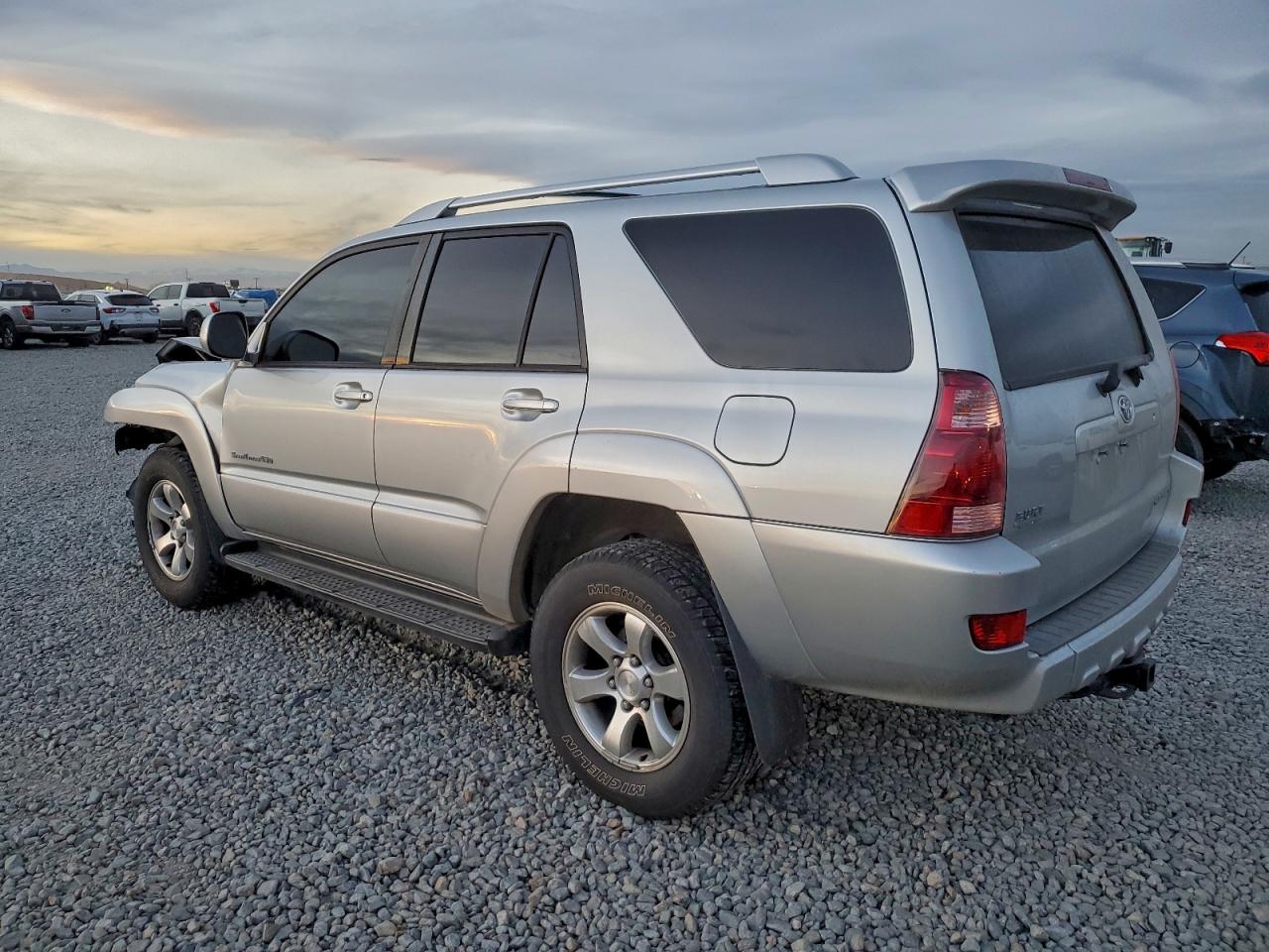 2003 TOYOTA 4RUNNER SR5 photo 3