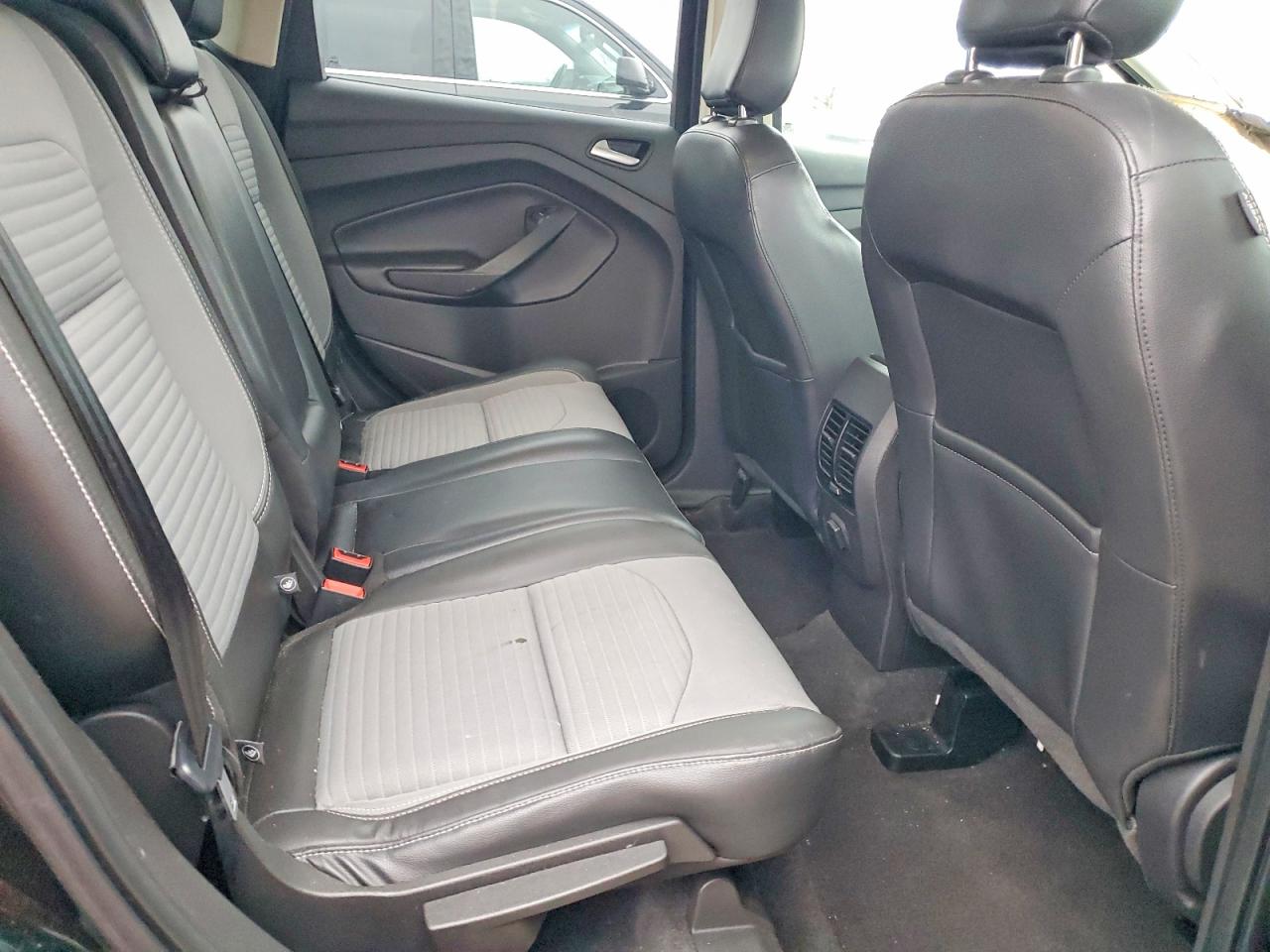 2018 FORD ESCAPE SE photo 11