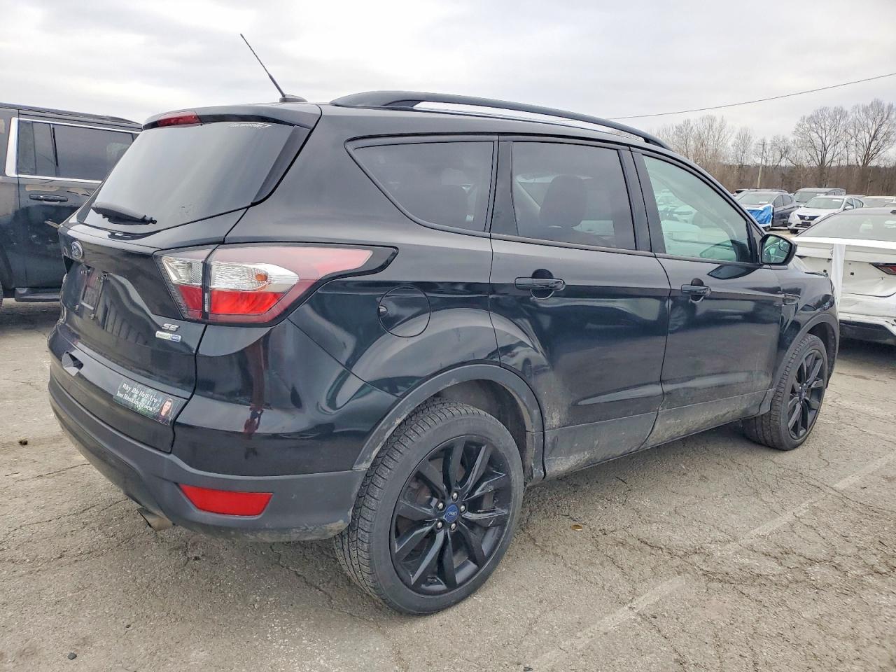 2018 FORD ESCAPE SE photo 3