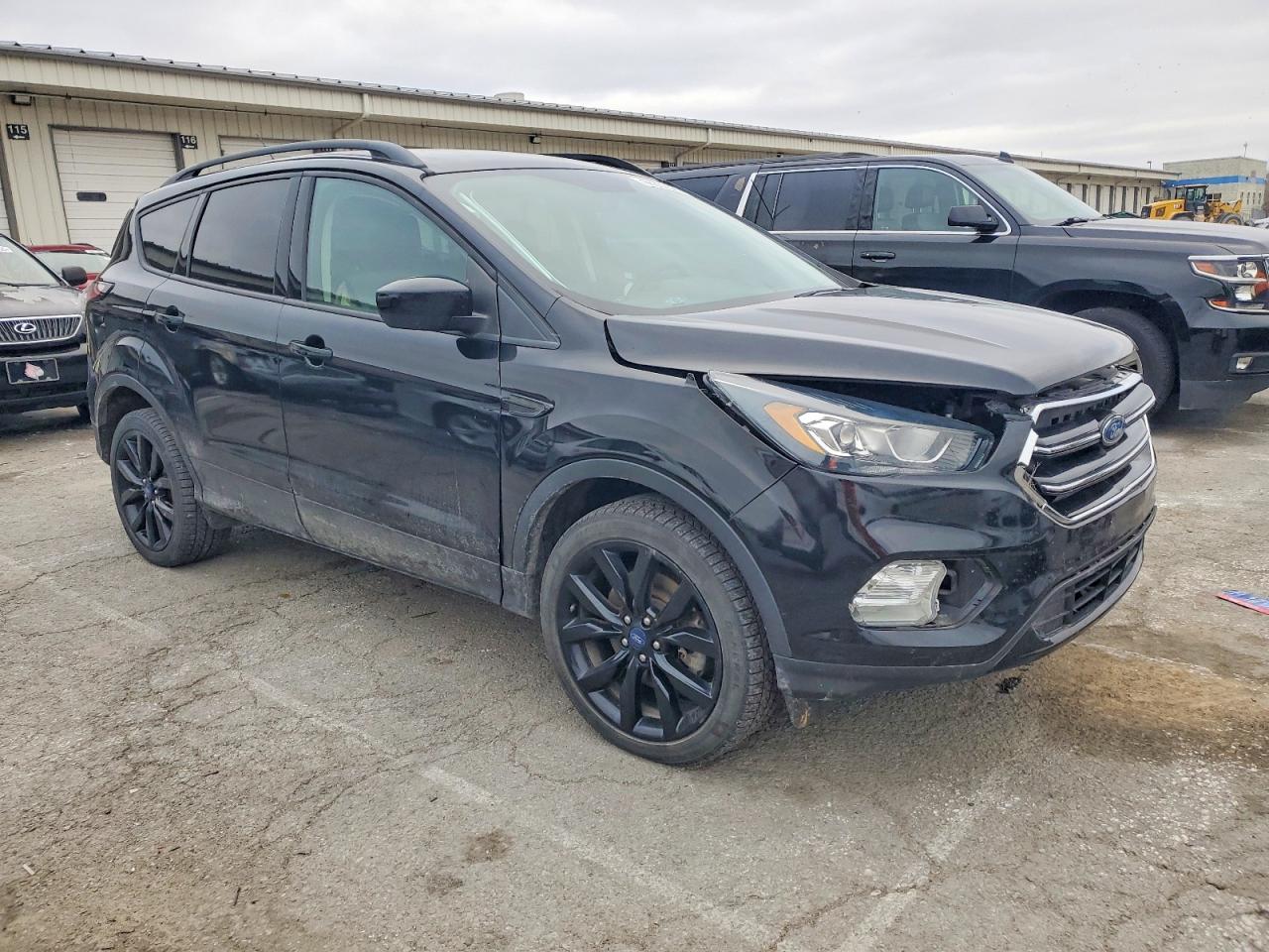 2018 FORD ESCAPE SE photo 4