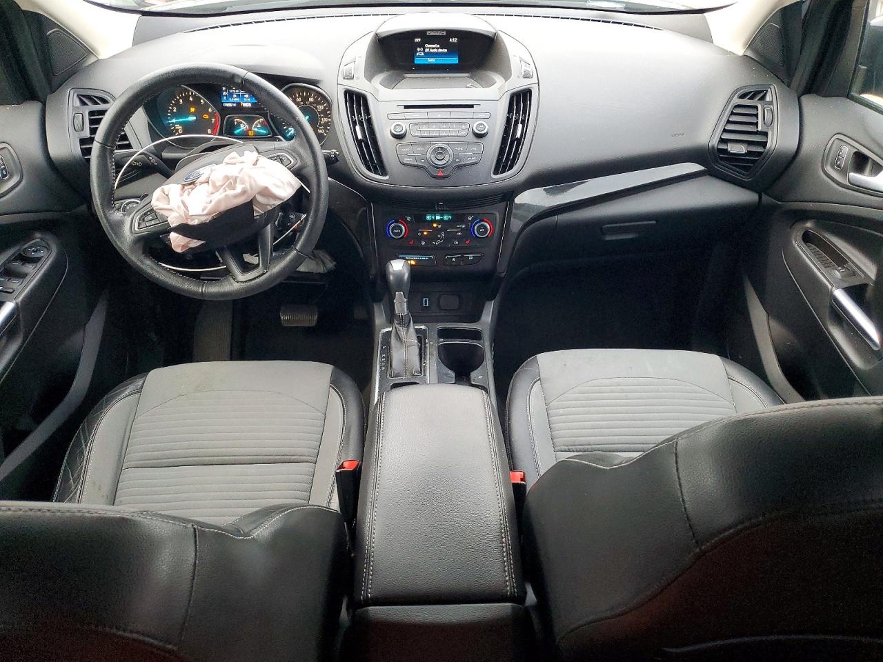2018 FORD ESCAPE SE photo 8