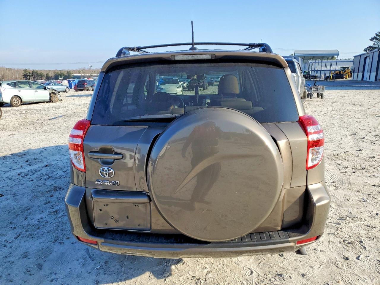 2011 TOYOTA RAV4 photo 6