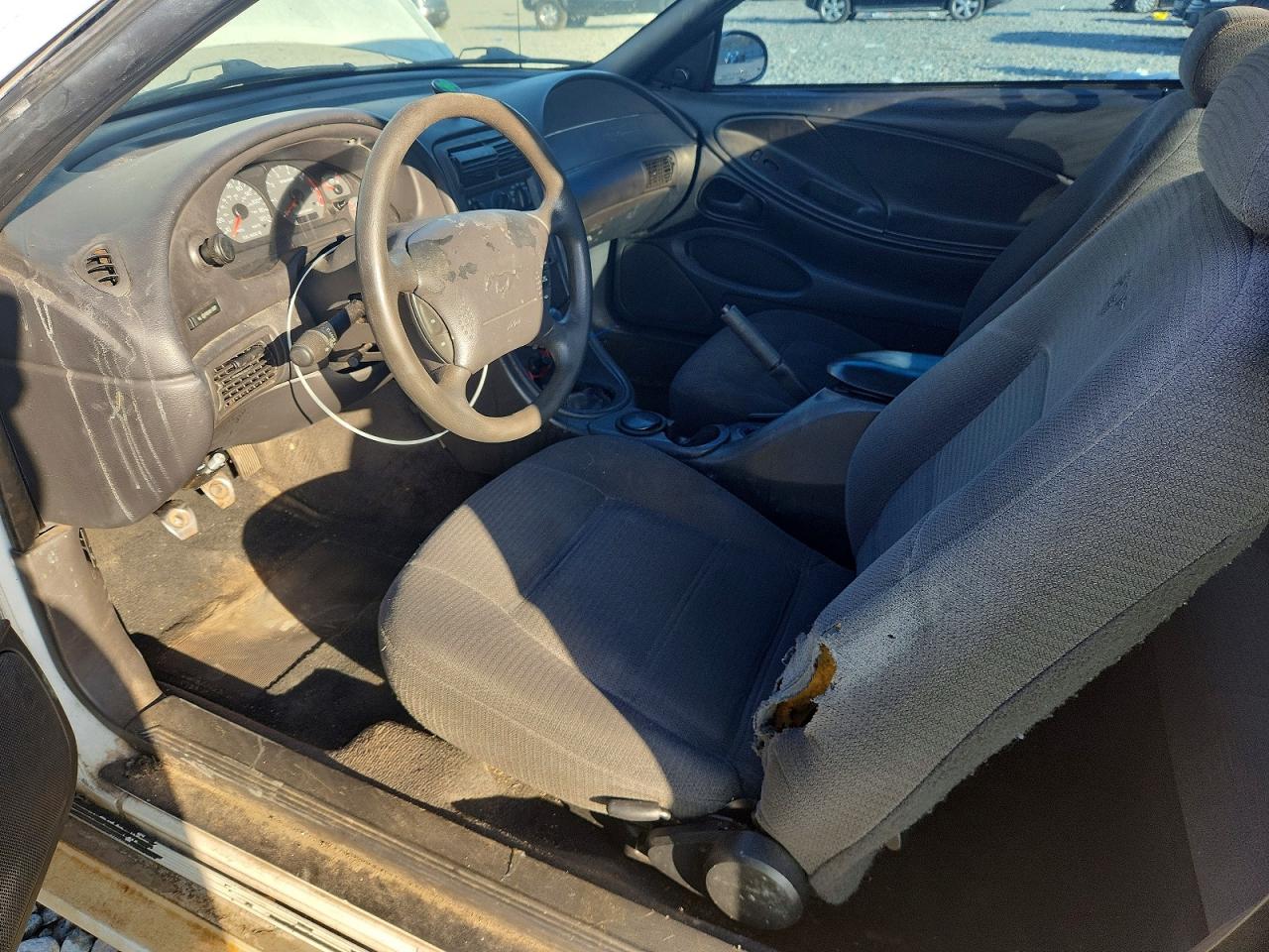 1999 FORD MUSTANG photo 7
