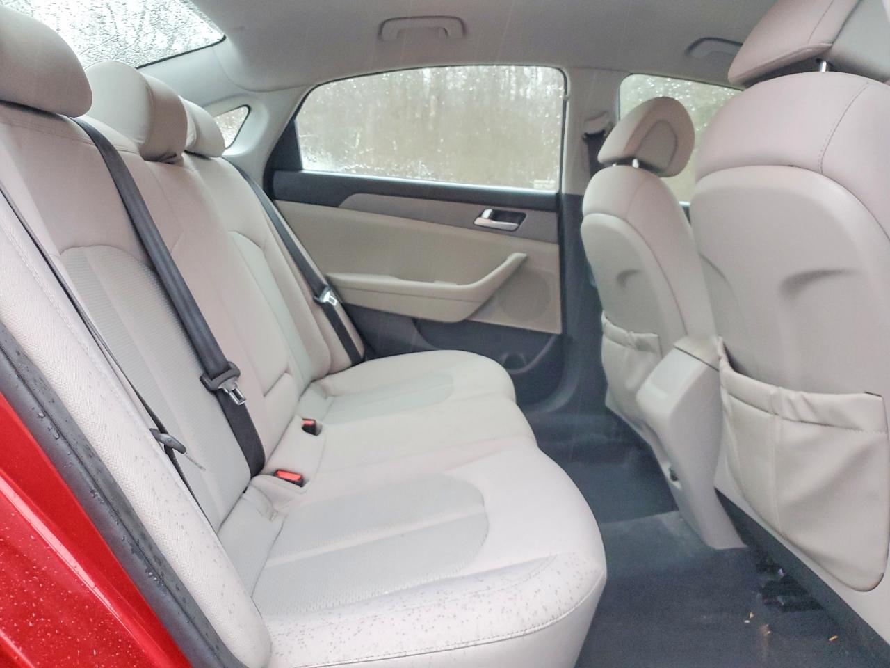 2015 HYUNDAI SONATA SE photo 10