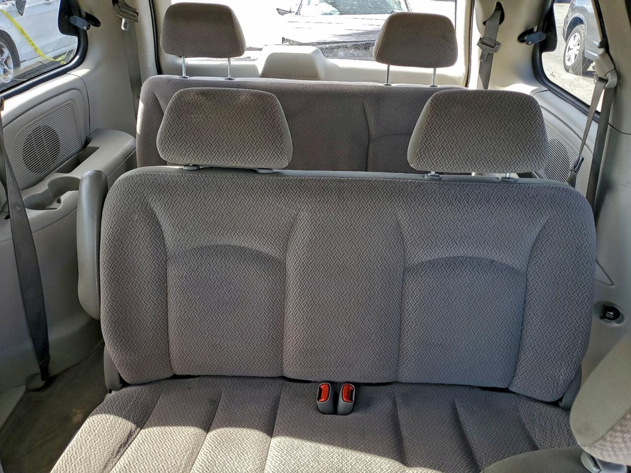 2007 CHRYSLER TOWN & COUNTRY LX photo 10