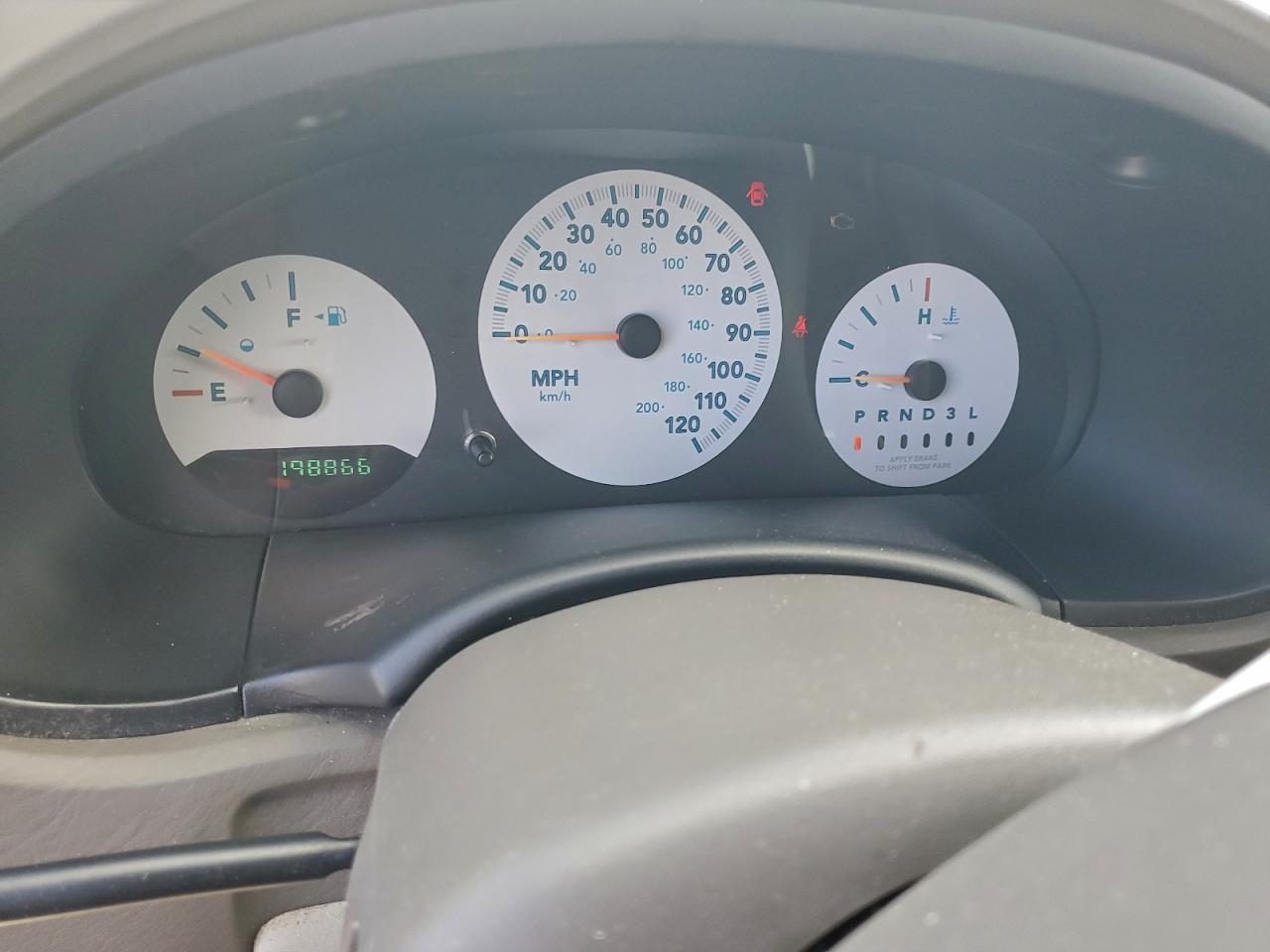 2007 CHRYSLER TOWN & COUNTRY LX photo 9