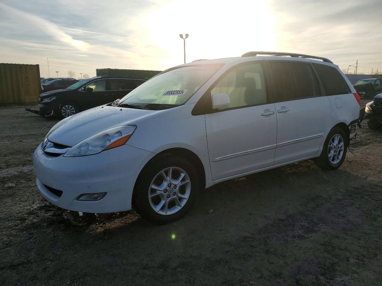 2006 TOYOTA SIENNA