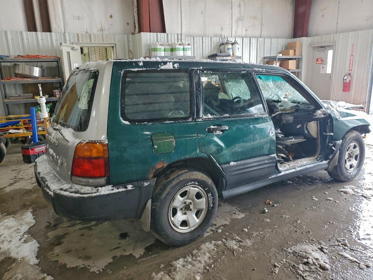 1999 SUBARU FORESTER L photo 3