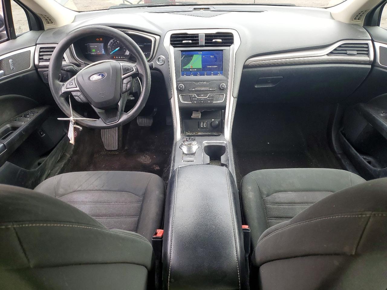 2020 FORD FUSION SE photo 8
