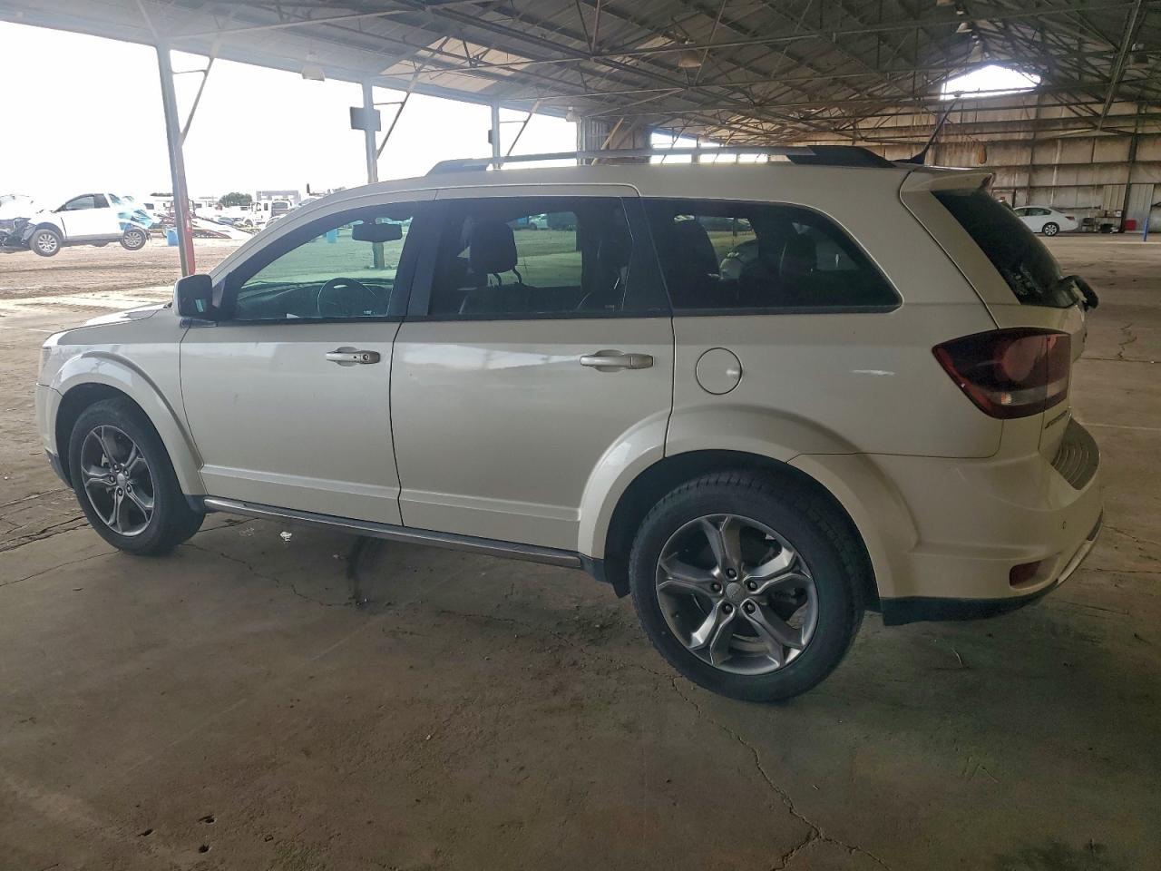 2017 DODGE JOURNEY CROSSROAD photo 2
