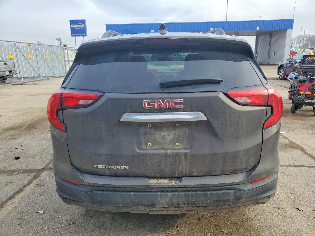 2019 GMC TERRAIN SLE photo 6