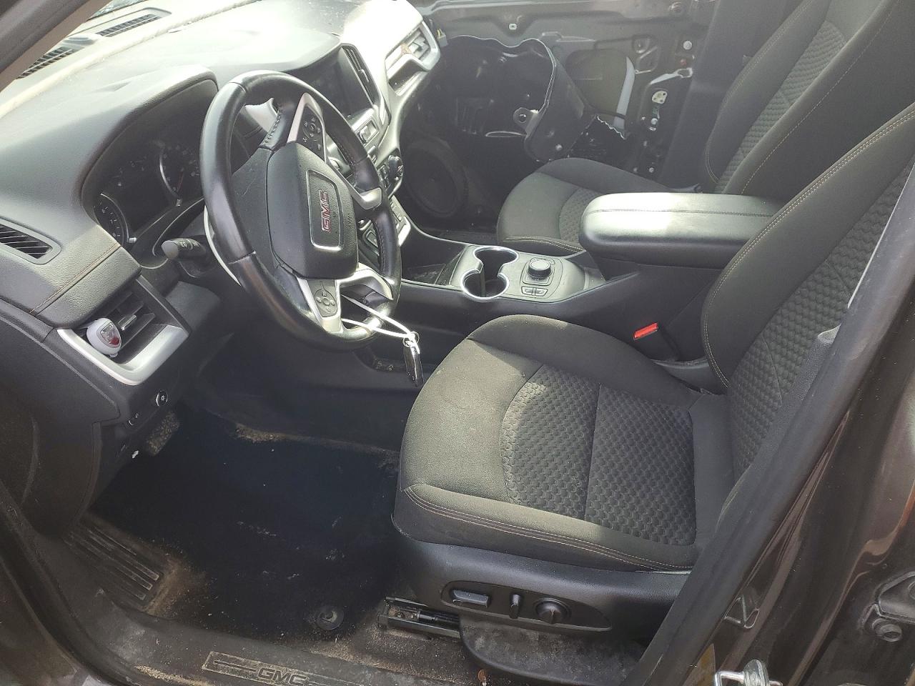 2019 GMC TERRAIN SLE photo 7