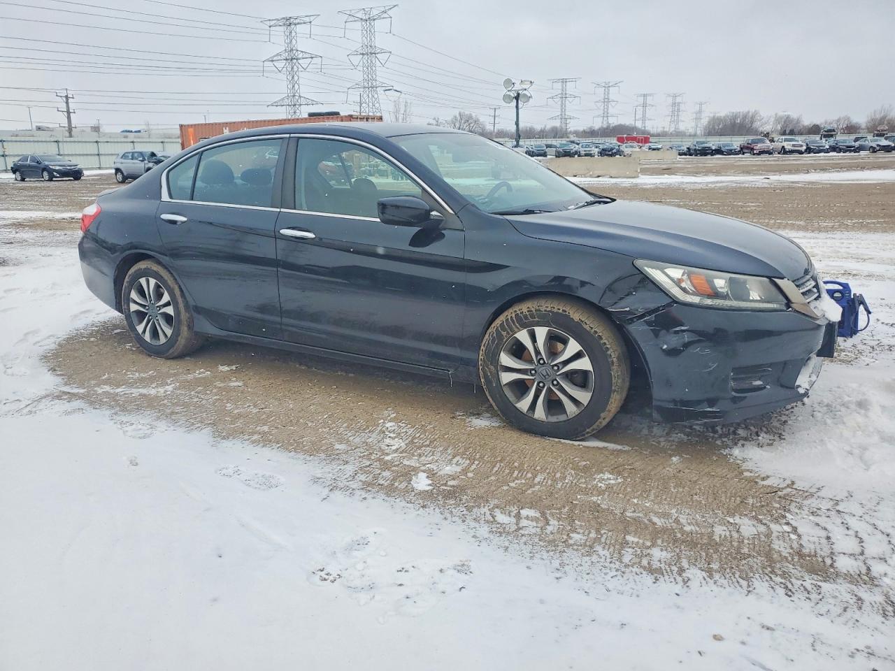 2013 HONDA ACCORD LX photo 4