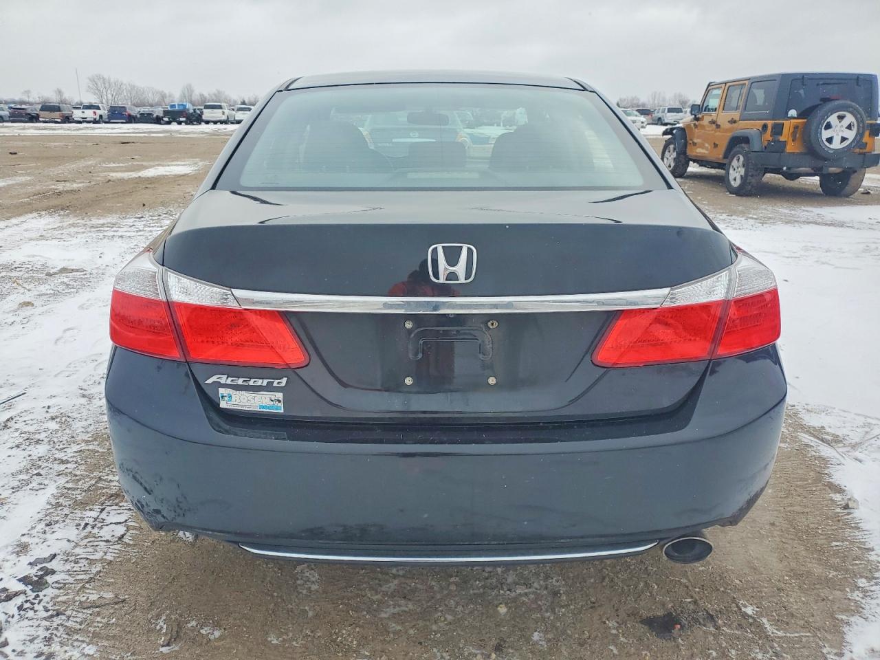 2013 HONDA ACCORD LX photo 6