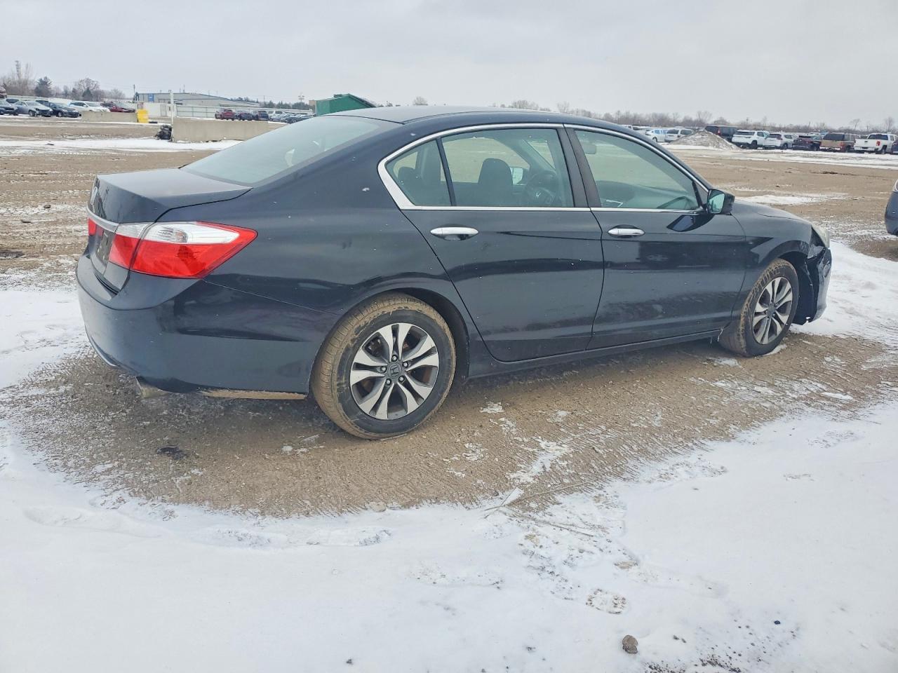 2013 HONDA ACCORD LX photo 3