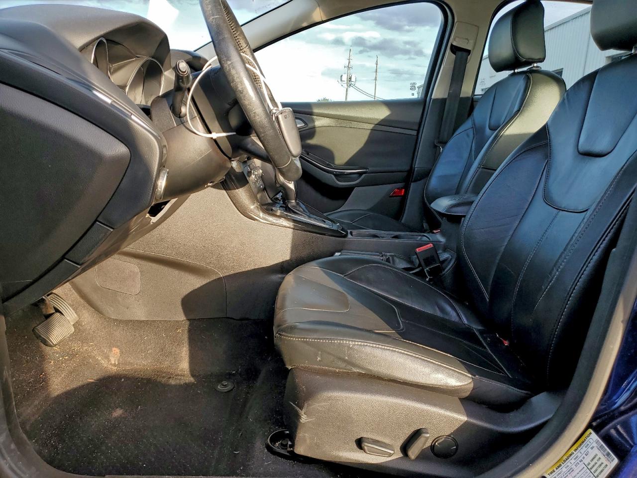 2017 FORD FOCUS TITANIUM photo 7