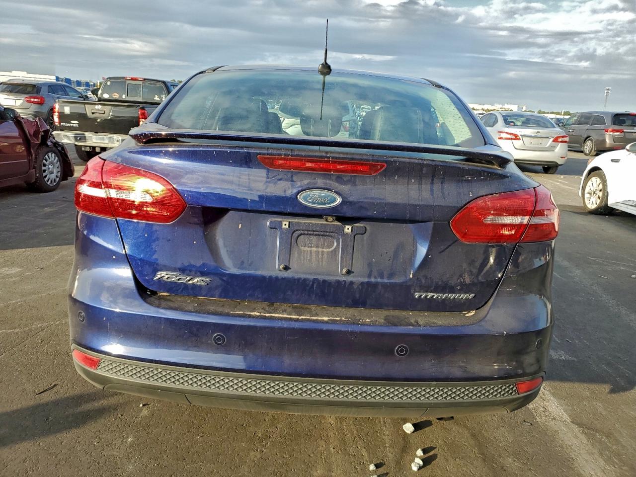2017 FORD FOCUS TITANIUM photo 6