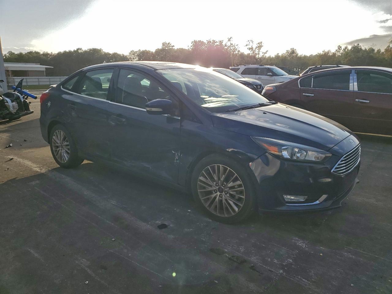 2017 FORD FOCUS TITANIUM photo 4