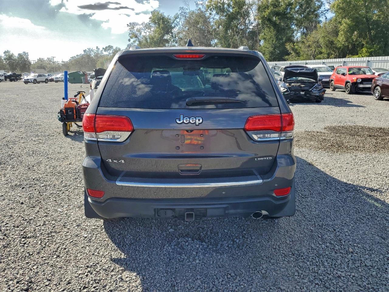 2015 JEEP GRAND CHEROKEE LIMITED photo 11