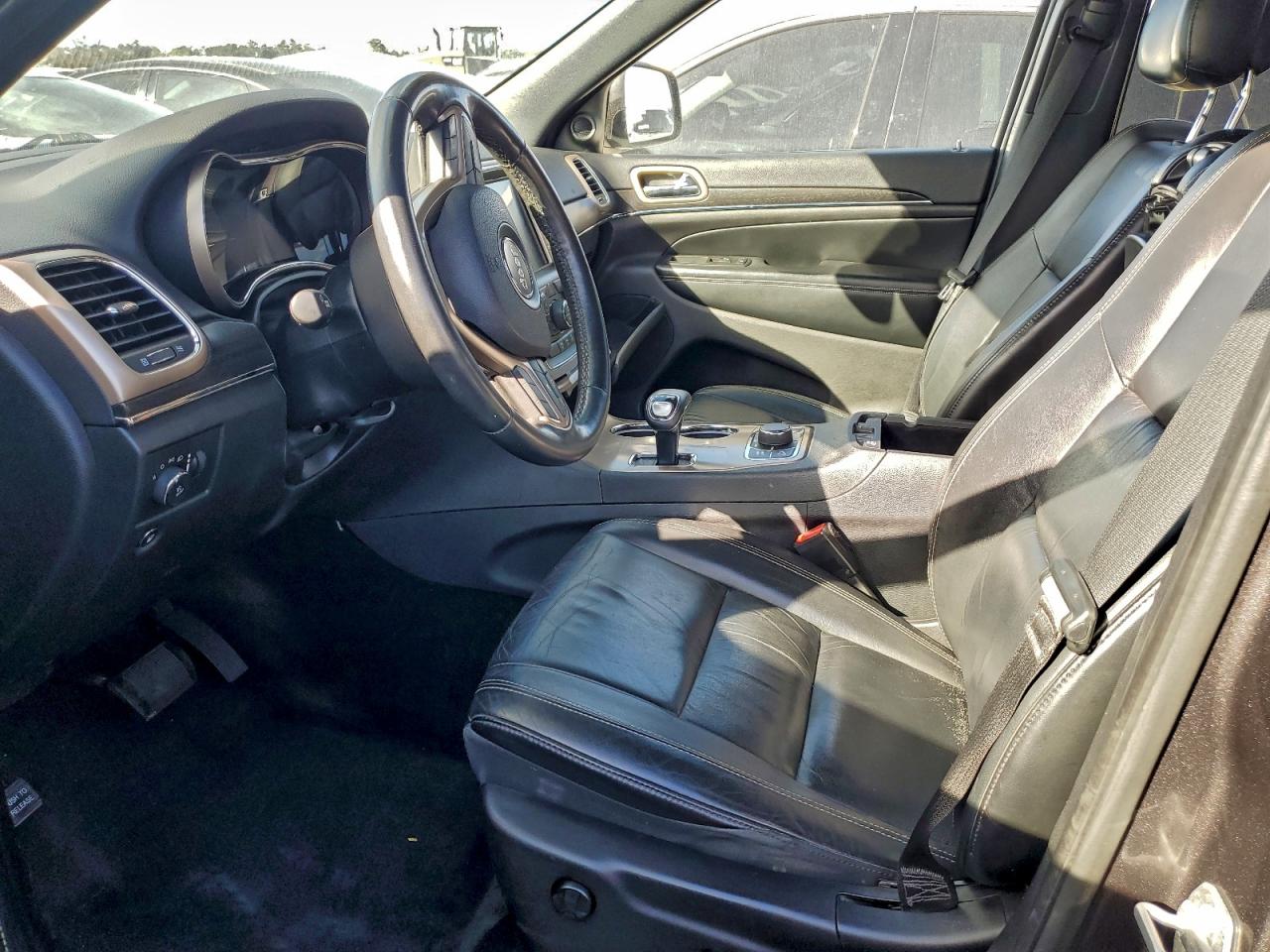 2015 JEEP GRAND CHEROKEE LIMITED photo 13