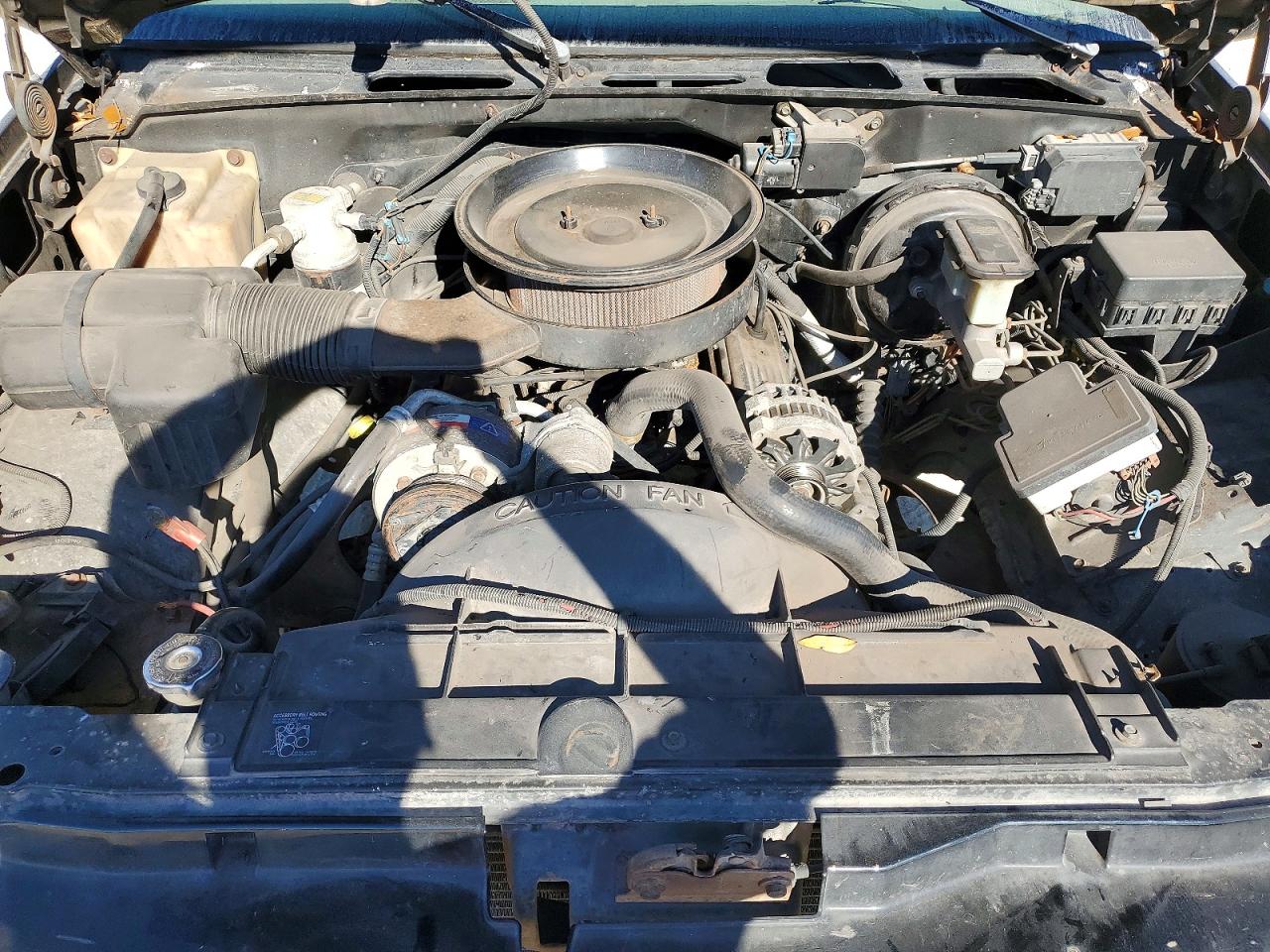 1995 CHEVROLET GMT-400 C1500 photo 11