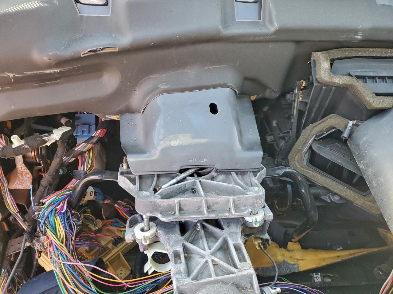 2004 DODGE DAKOTA QUAD SPORT photo 9