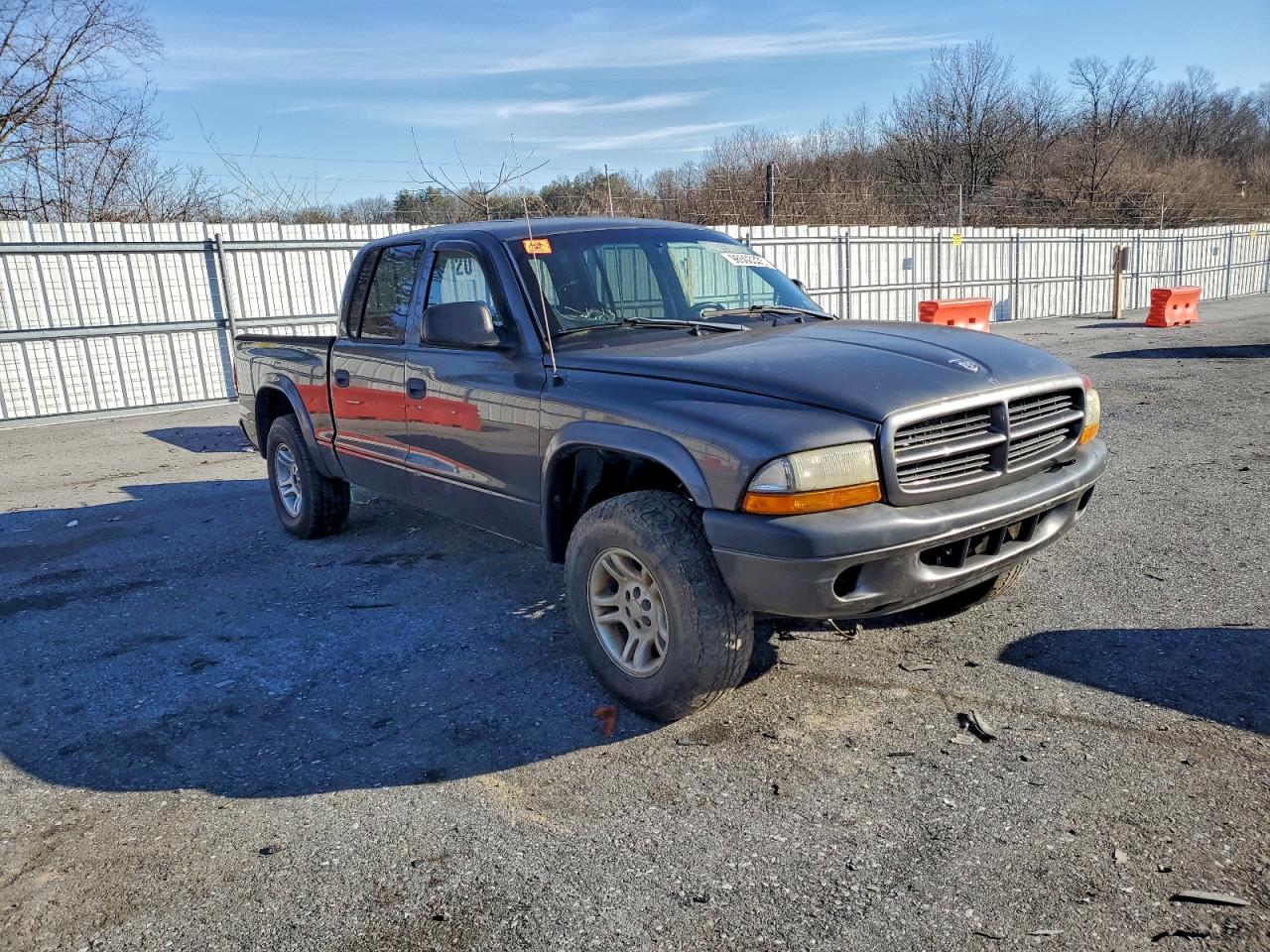 2004 DODGE DAKOTA QUAD SPORT photo 4
