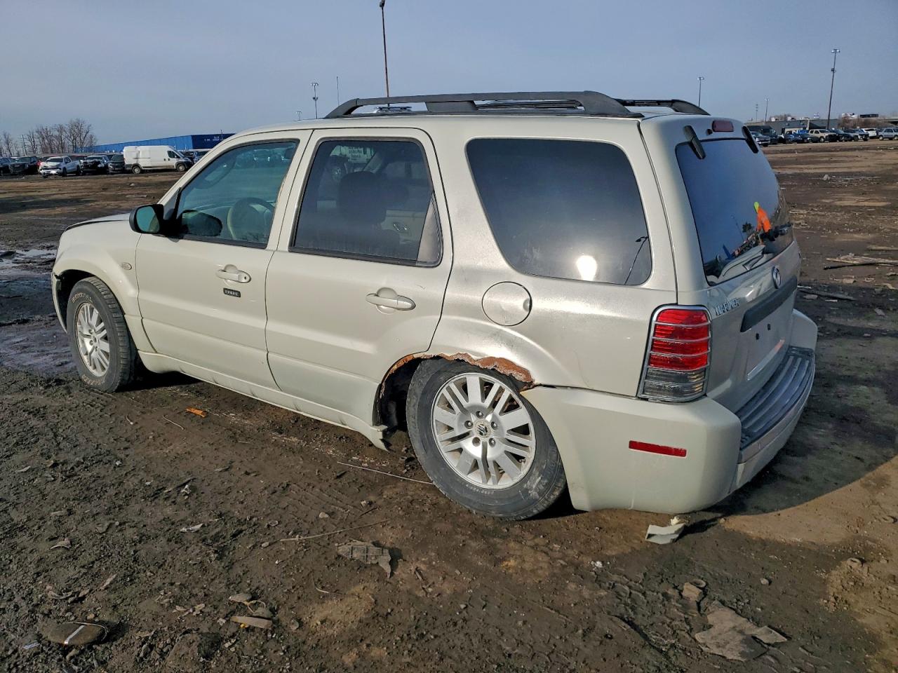 2007 MERCURY MARINER LUXURY photo 2