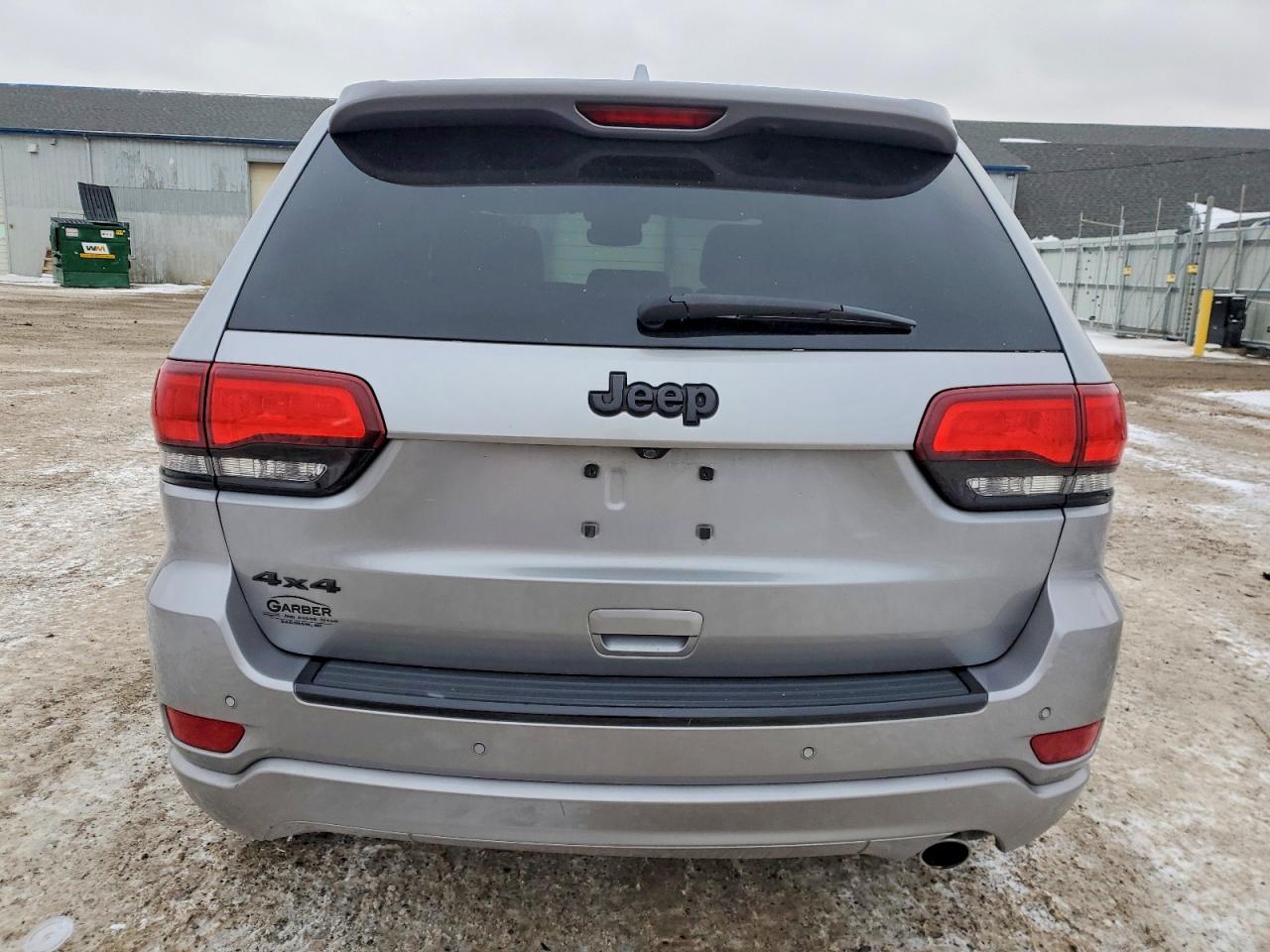 2018 JEEP GRAND CHEROKEE LAREDO photo 6