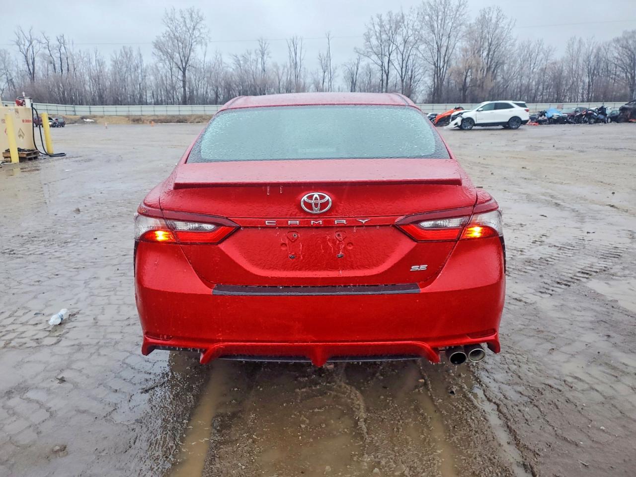 2022 TOYOTA CAMRY SE photo 6