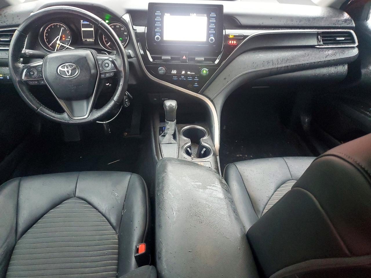 2022 TOYOTA CAMRY SE photo 8