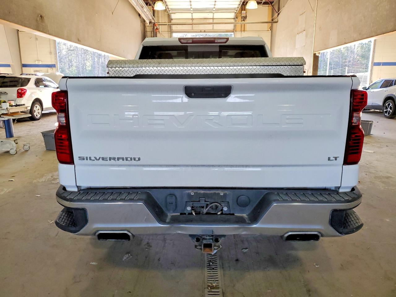 2019 CHEVROLET SILVERADO K1500 LT photo 6