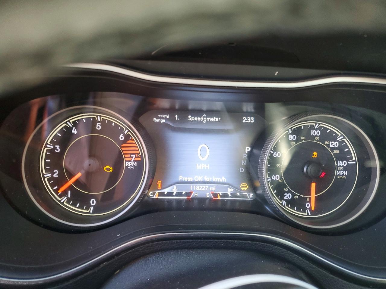 2019 JEEP CHEROKEE LIMITED photo 9