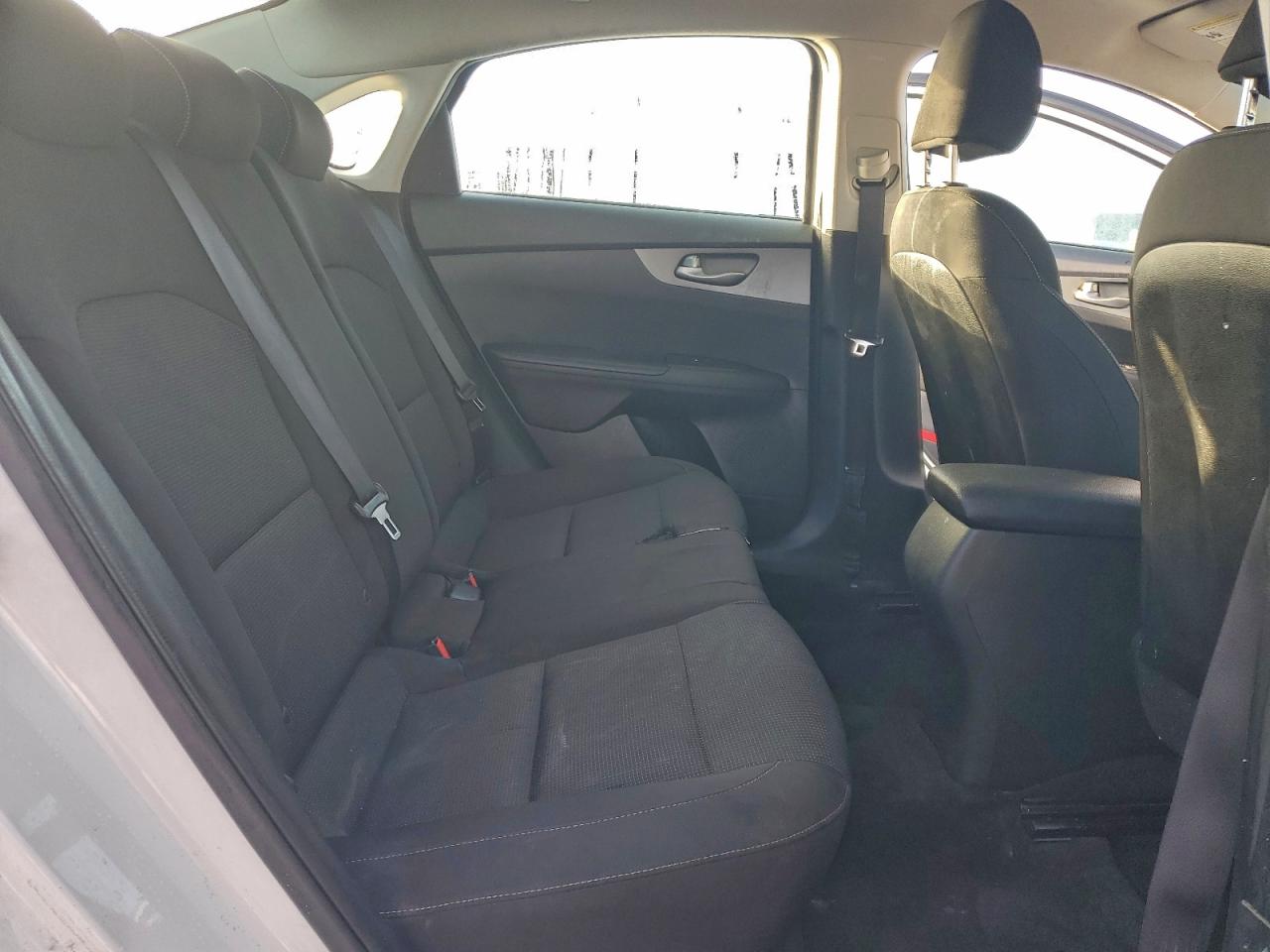 2020 KIA FORTE FE photo 28