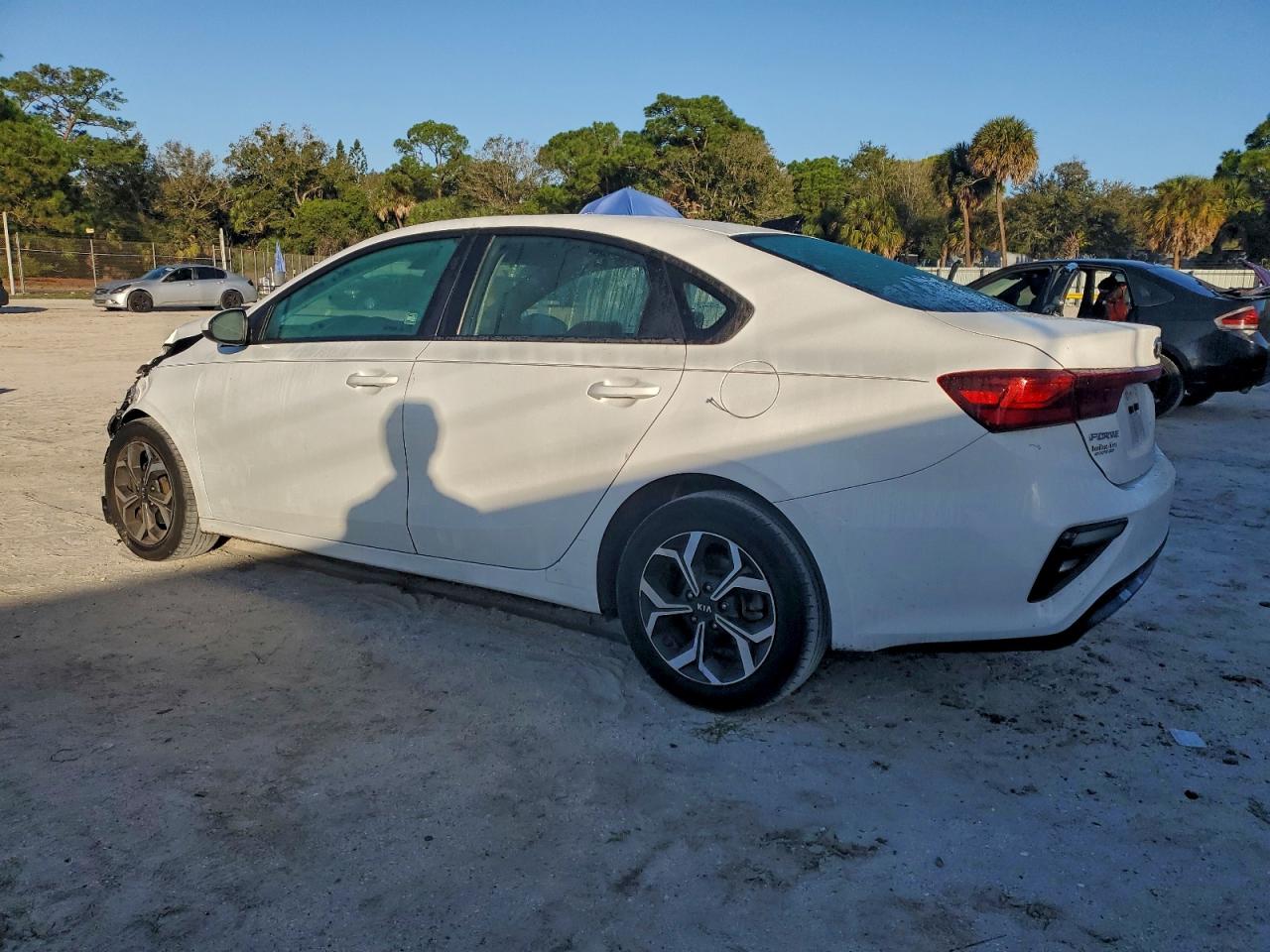 2020 KIA FORTE FE photo 4