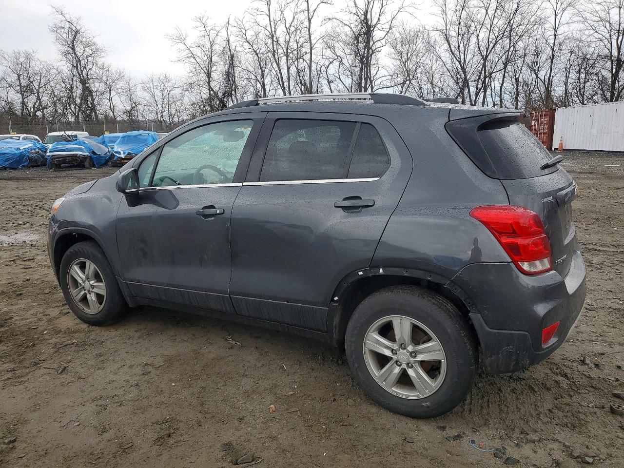 2020 CHEVROLET TRAX 1LT photo 2