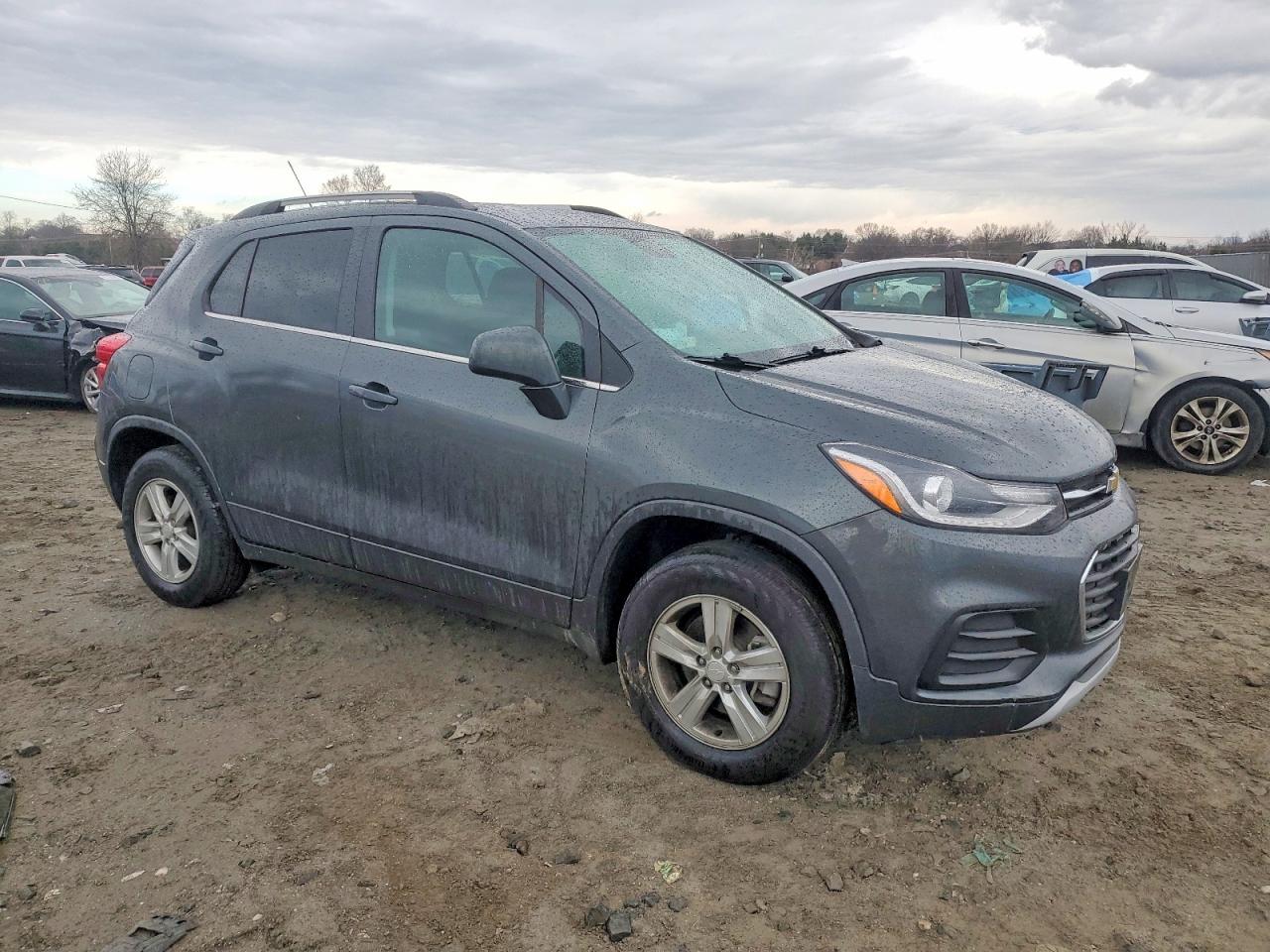 2020 CHEVROLET TRAX 1LT photo 4
