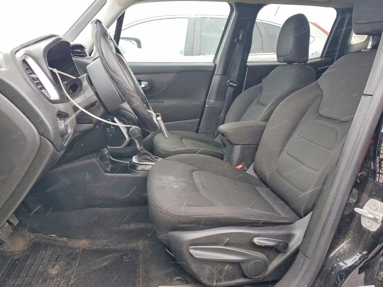 2019 JEEP RENEGADE LATITUDE photo 13
