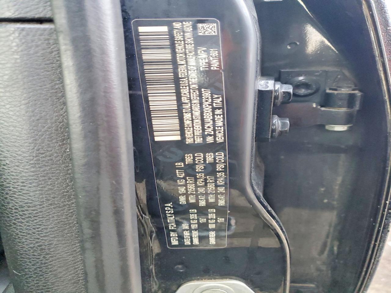 2019 JEEP RENEGADE LATITUDE photo 23