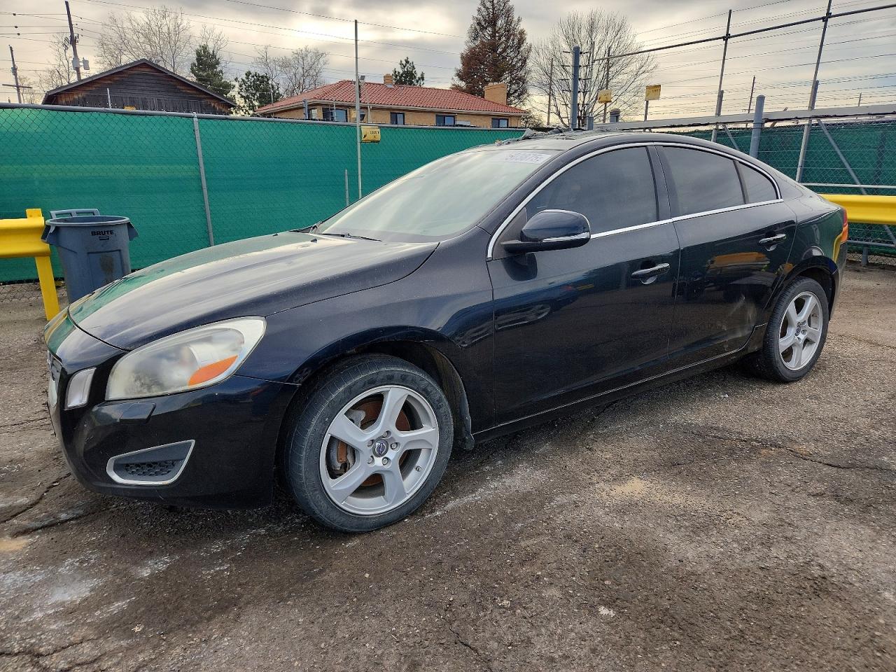 2013 VOLVO S60