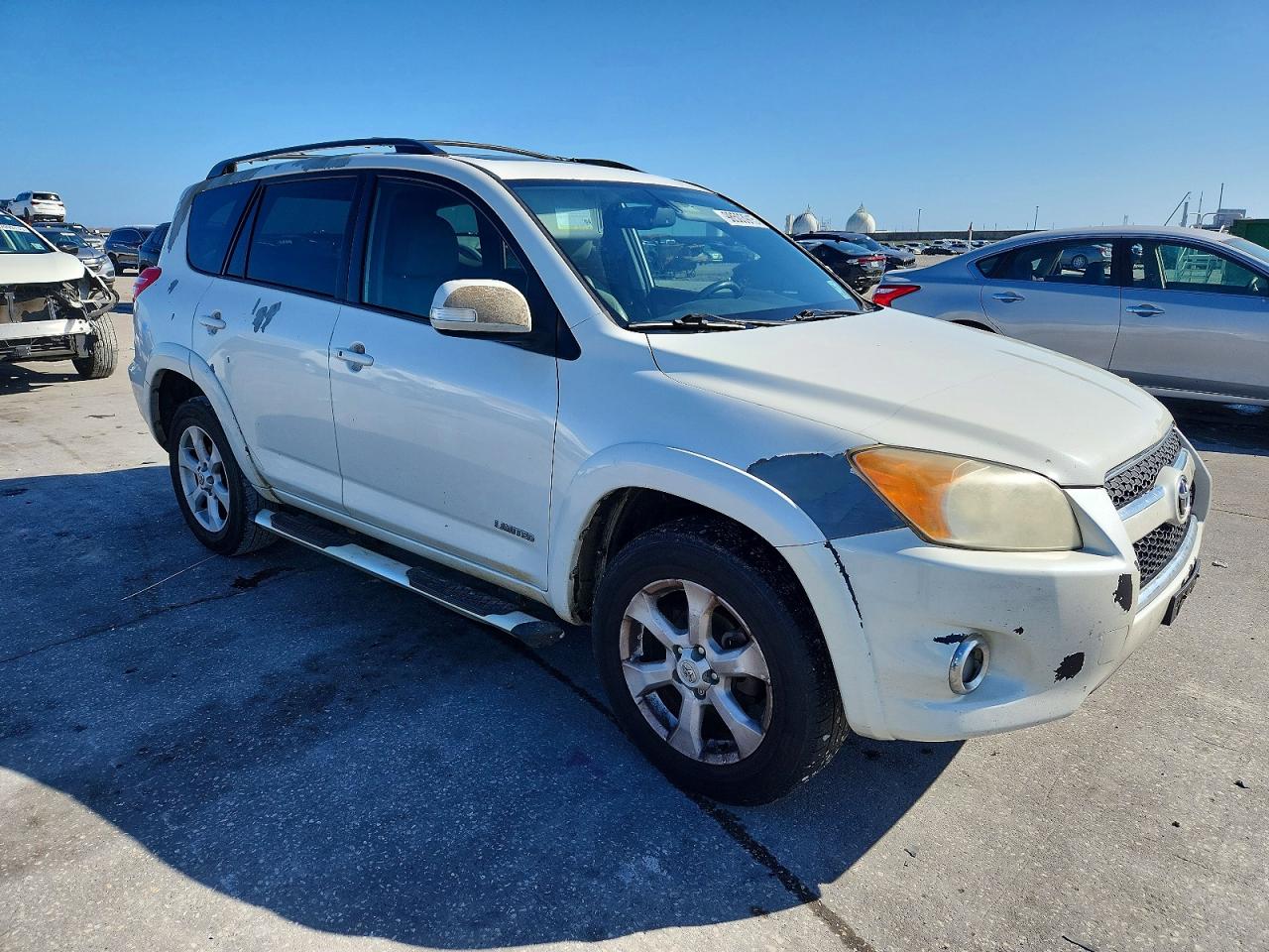 2012 TOYOTA RAV4 LIMITED photo 4