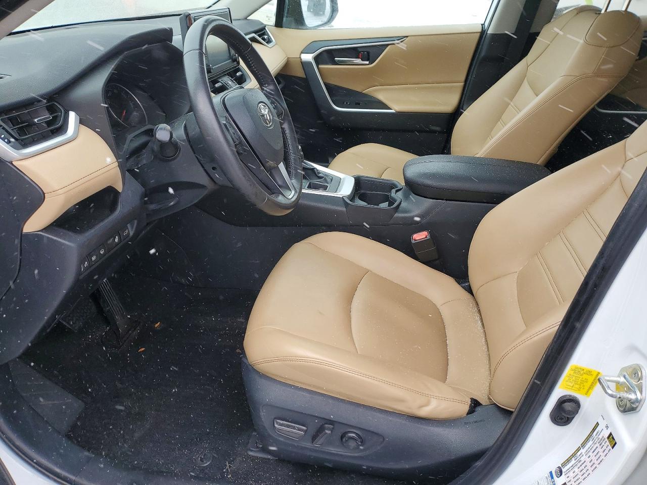2019 TOYOTA RAV4 XLE PREMIUM photo 7