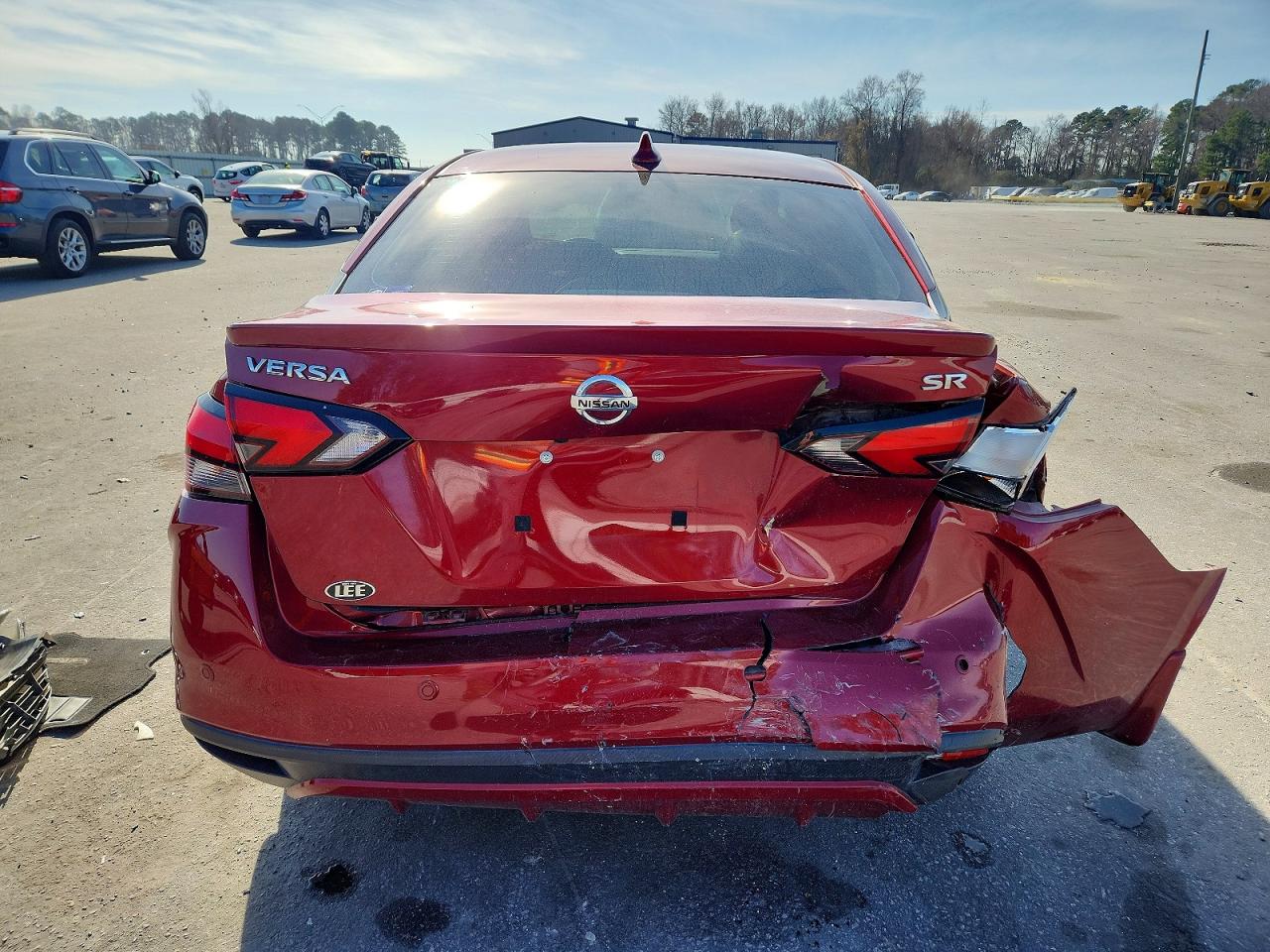 2020 NISSAN VERSA SR photo 6
