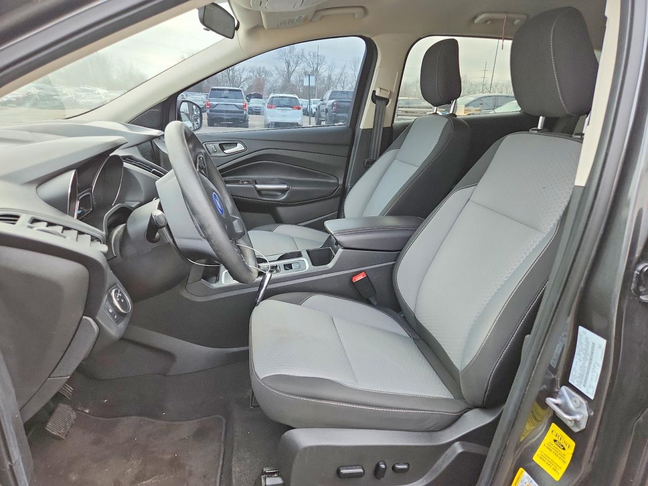 2019 FORD ESCAPE SE photo 13
