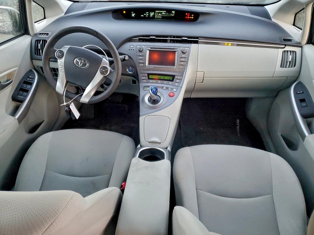 2013 TOYOTA PRIUS photo 15