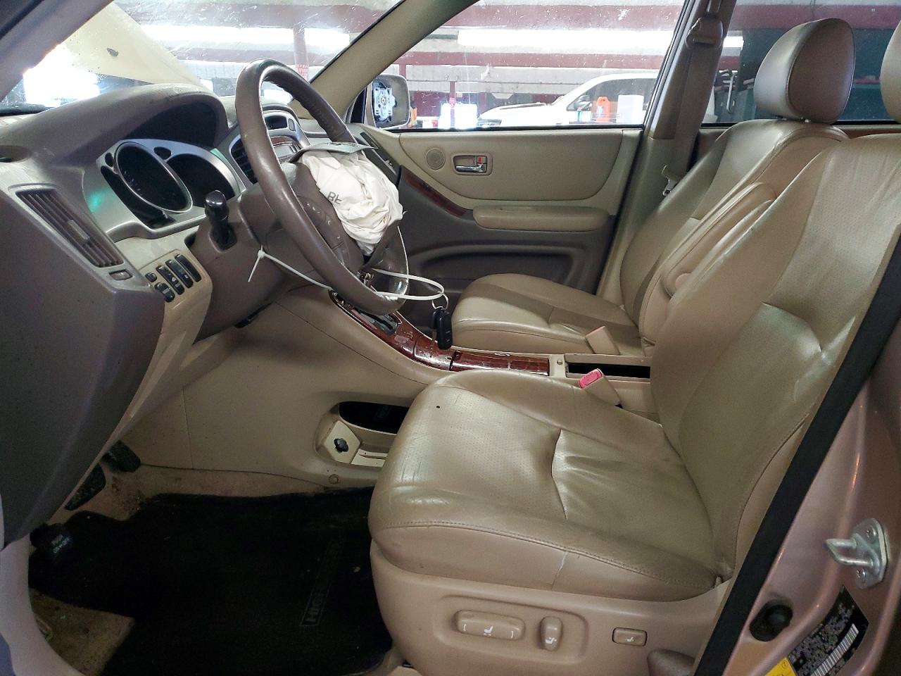 2005 TOYOTA HIGHLANDER LIMITED photo 19
